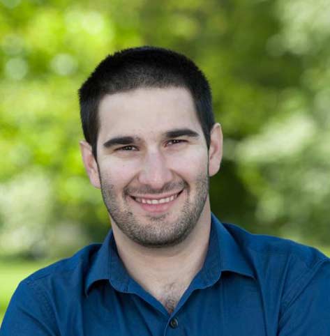 headshot of Yusuf Pehlivan